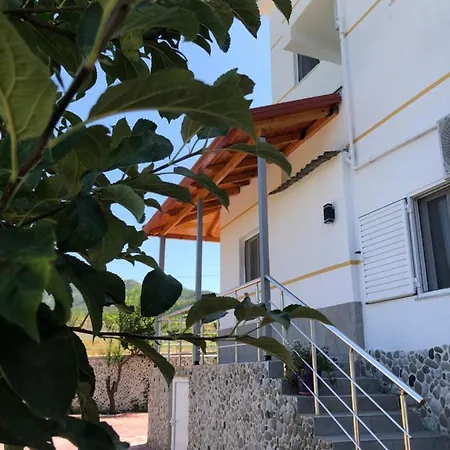 Apostoli Hotel Permet